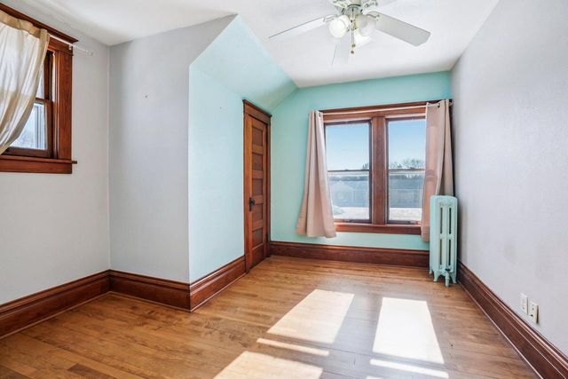 426 E Pleasant STREET, Oconomowoc, WI 53066