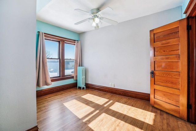 426 E Pleasant STREET, Oconomowoc, WI 53066