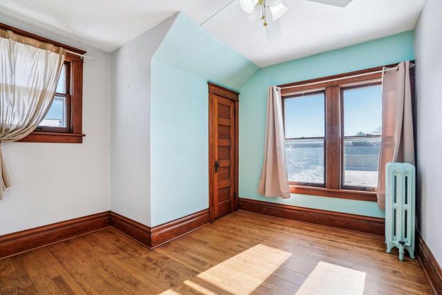 426 E Pleasant STREET, Oconomowoc, WI 53066