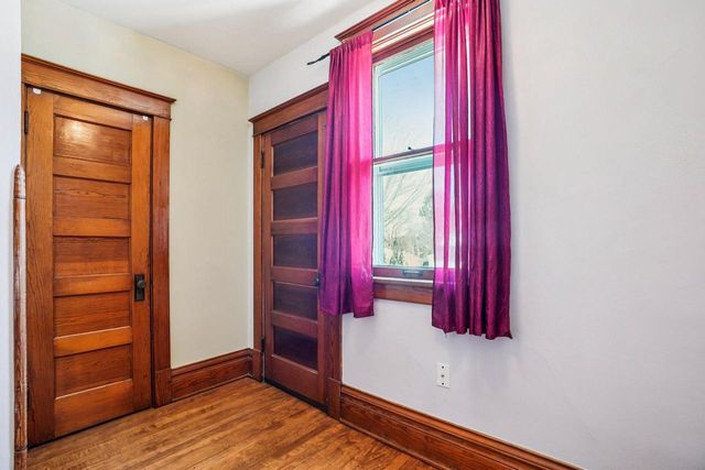 426 E Pleasant STREET, Oconomowoc, WI 53066