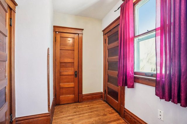 426 E Pleasant STREET, Oconomowoc, WI 53066