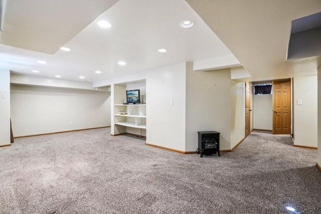 426 E Pleasant STREET, Oconomowoc, WI 53066