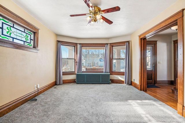 426 E Pleasant STREET, Oconomowoc, WI 53066