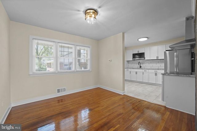 8405 RAVENSWOOD, New Carrollton, MD 20784