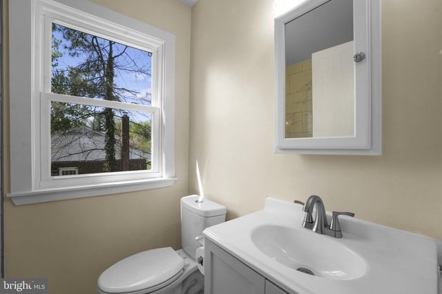 8405 RAVENSWOOD, New Carrollton, MD 20784
