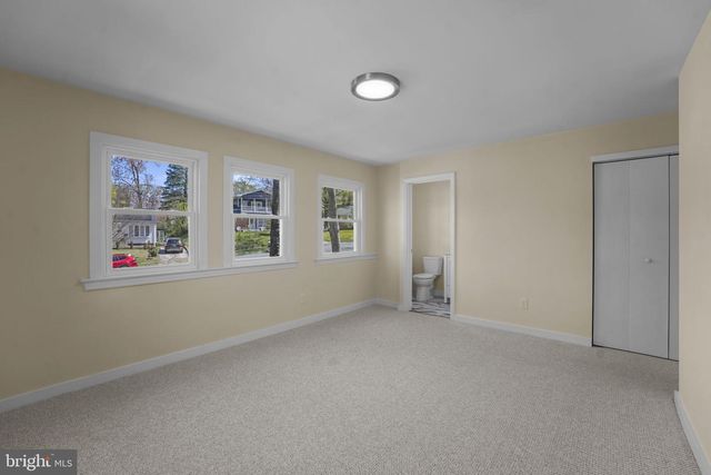 8405 RAVENSWOOD, New Carrollton, MD 20784
