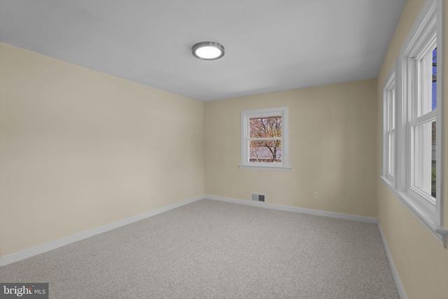 8405 RAVENSWOOD, New Carrollton, MD 20784