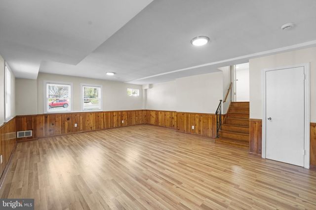 8405 RAVENSWOOD, New Carrollton, MD 20784