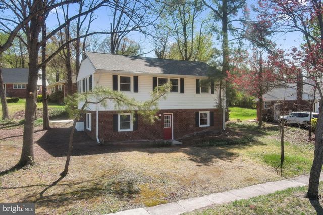 8405 RAVENSWOOD, New Carrollton, MD 20784
