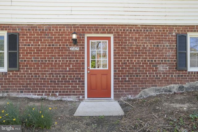 8405 RAVENSWOOD, New Carrollton, MD 20784
