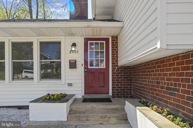 8405 RAVENSWOOD, New Carrollton, MD 20784