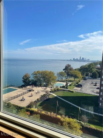 11820 Edgewater Drive 915, Lakewood, OH 44107