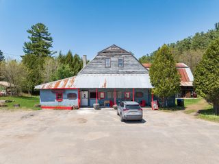 15 Brandy Brook Avenue, Saranac Lake, NY 12983