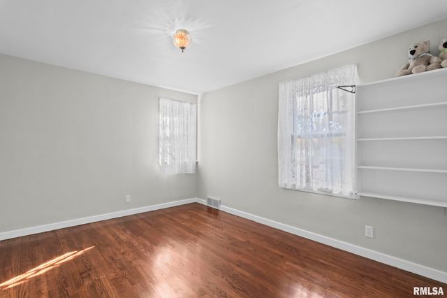 412 Outer Park Drive, Springfield, IL 62704