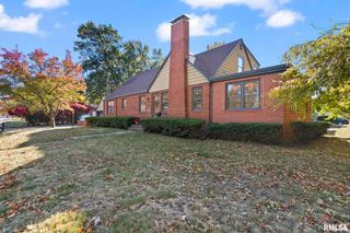 412 Outer Park Drive, Springfield, IL 62704