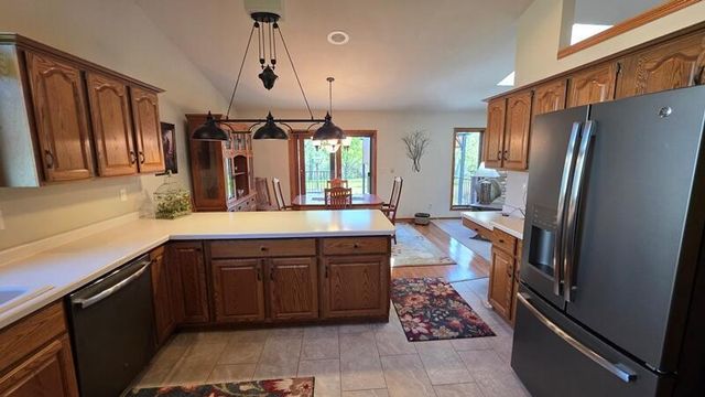 1209 Stonebridge DRIVE, Howards Grove, WI 53083