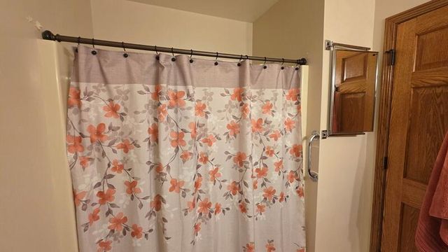 1209 Stonebridge DRIVE, Howards Grove, WI 53083