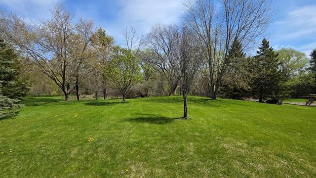 1209 Stonebridge DRIVE, Howards Grove, WI 53083
