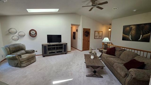 1209 Stonebridge DRIVE, Howards Grove, WI 53083