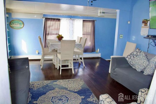 17-19 Dupont Street, North Plainfield, NJ 07060