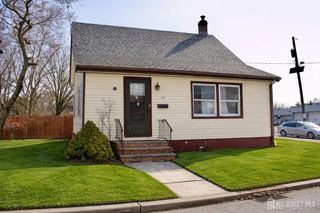 17-19 Dupont Street, North Plainfield, NJ 07060