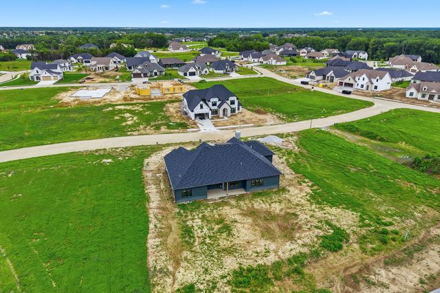 6513 BURNHILL DR, Columbia, MO 65201
