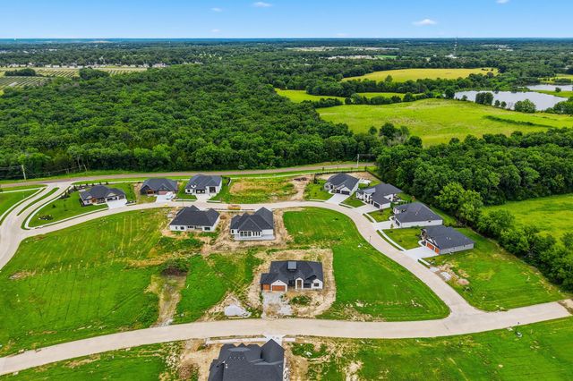 6513 BURNHILL DR, Columbia, MO 65201