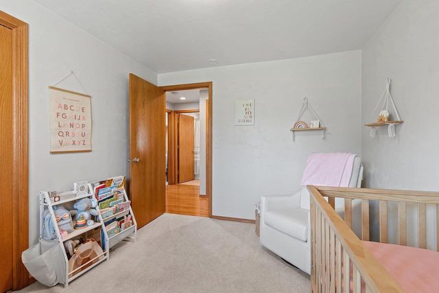 2621 GREENBRIER ROAD, Green Bay, WI 54311