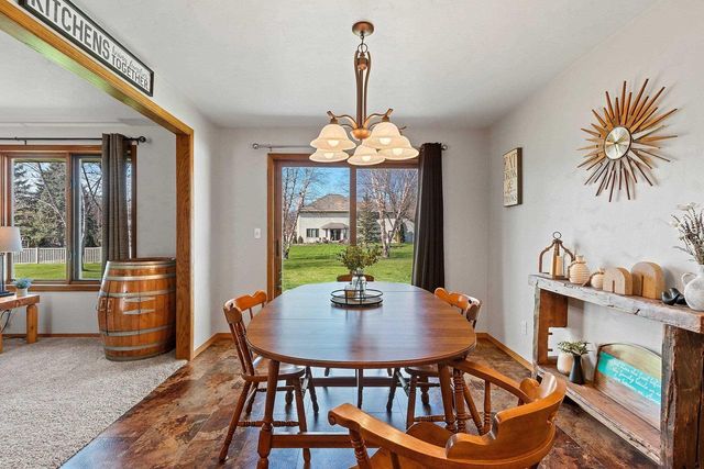 2621 GREENBRIER ROAD, Green Bay, WI 54311