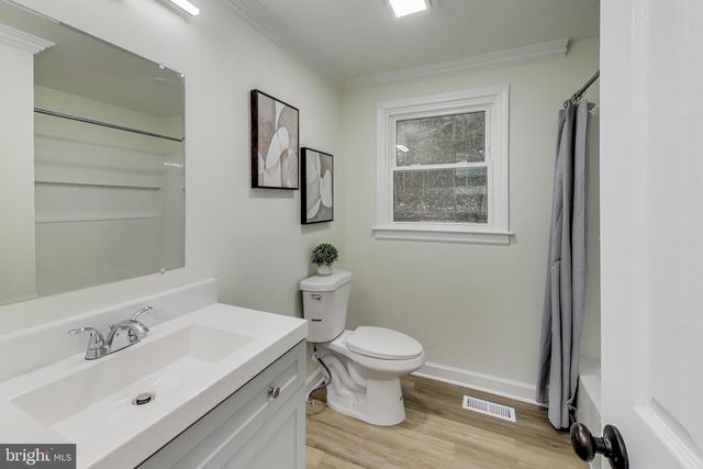 18905 RED OAK LN, Triangle, VA 22172