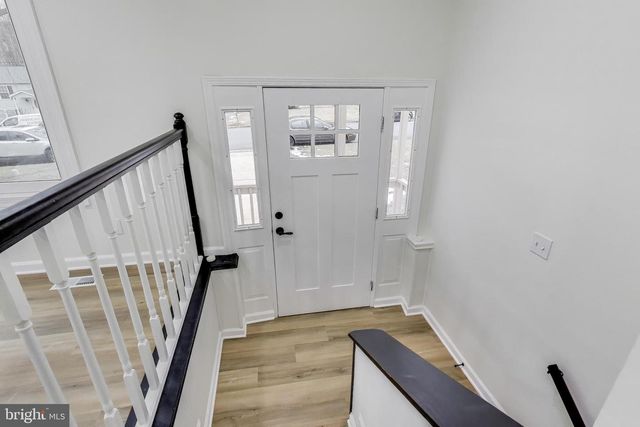 18905 RED OAK LN, Triangle, VA 22172