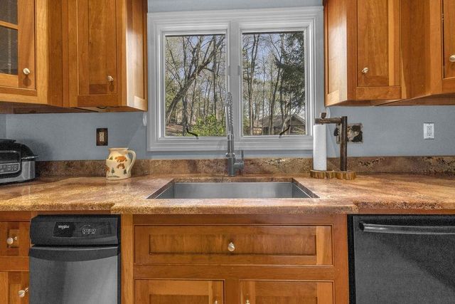 188 Tea Berry Lane, Jasper, GA 30143
