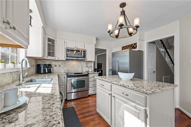 7710 Sorrel Run Court, Summerfield, NC 27358