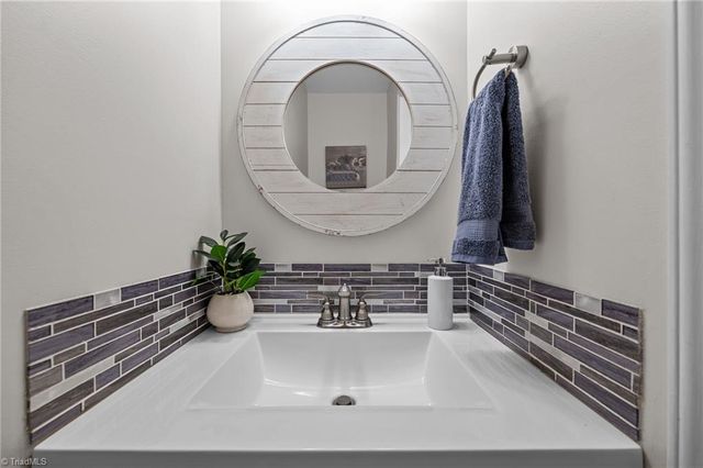 7710 Sorrel Run Court, Summerfield, NC 27358