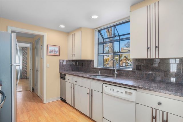 157 Sweetbriar Drive, Cranston, RI 02920