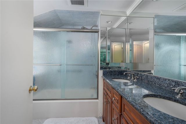 157 Sweetbriar Drive, Cranston, RI 02920