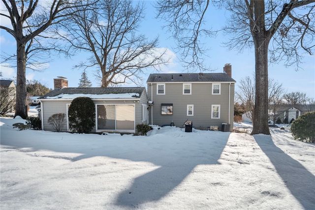 157 Sweetbriar Drive, Cranston, RI 02920