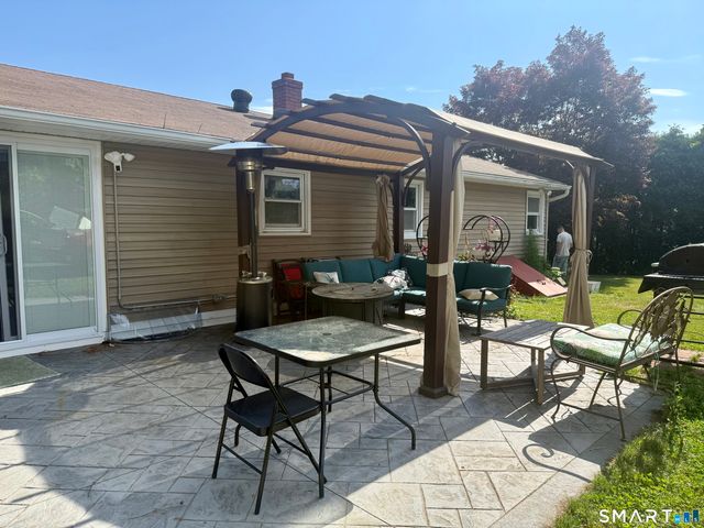 30 Allyn Avenue, Norwich, CT 06360