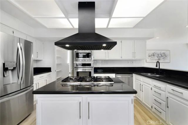 29022 Freshwater, Agoura Hills, CA 91301