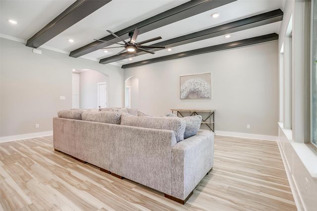 908 Meadowlark Lane, Granbury, TX 76048