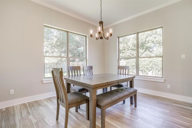 908 Meadowlark Lane, Granbury, TX 76048