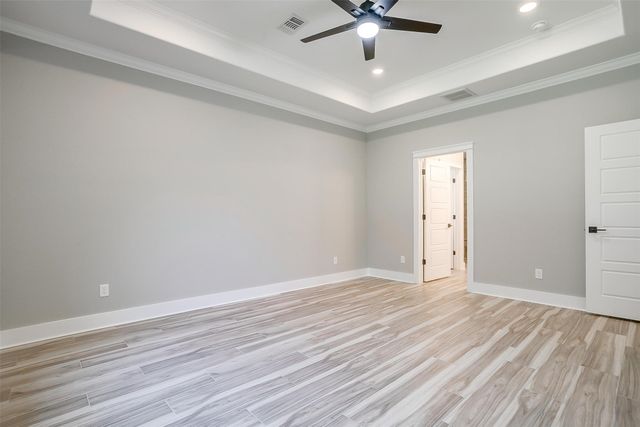 908 Meadowlark Lane, Granbury, TX 76048