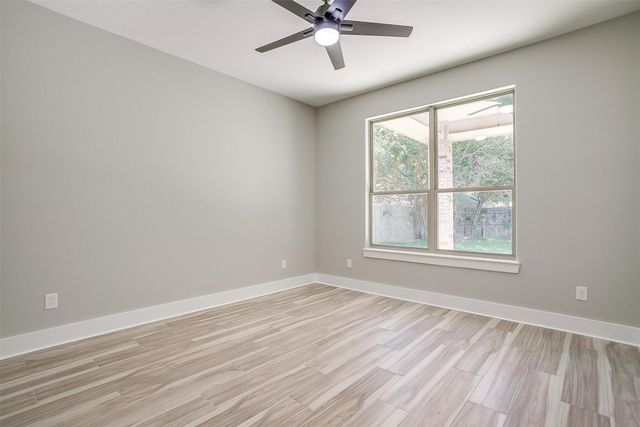 908 Meadowlark Lane, Granbury, TX 76048