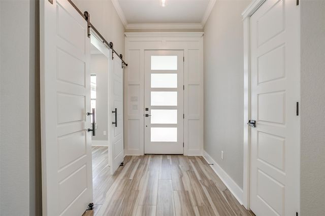 908 Meadowlark Lane, Granbury, TX 76048
