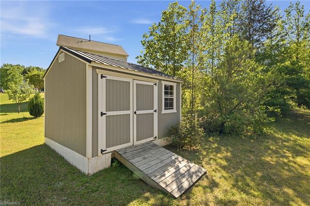 429 Oak Brook Drive, Salisbury, NC 28146