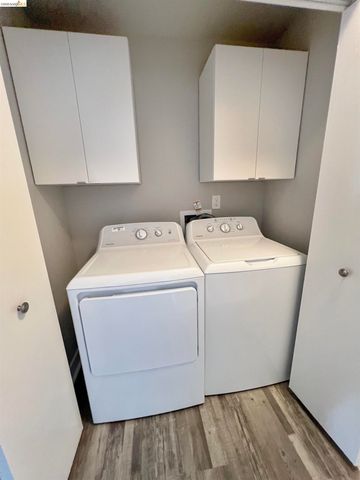 197 Schooner Ct, Richmond, CA 94804