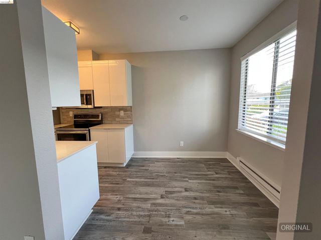 197 Schooner Ct, Richmond, CA 94804