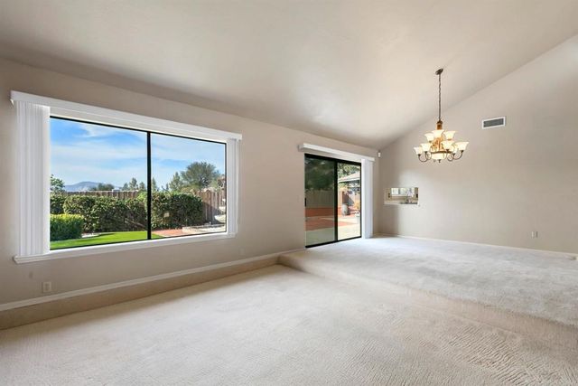 2033 Lilac Lane, Alpine, CA 91901