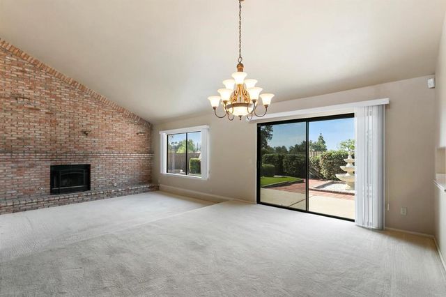 2033 Lilac Lane, Alpine, CA 91901