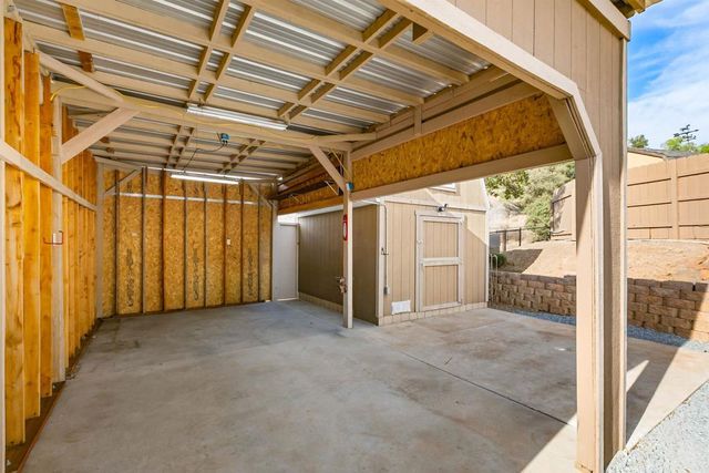2033 Lilac Lane, Alpine, CA 91901